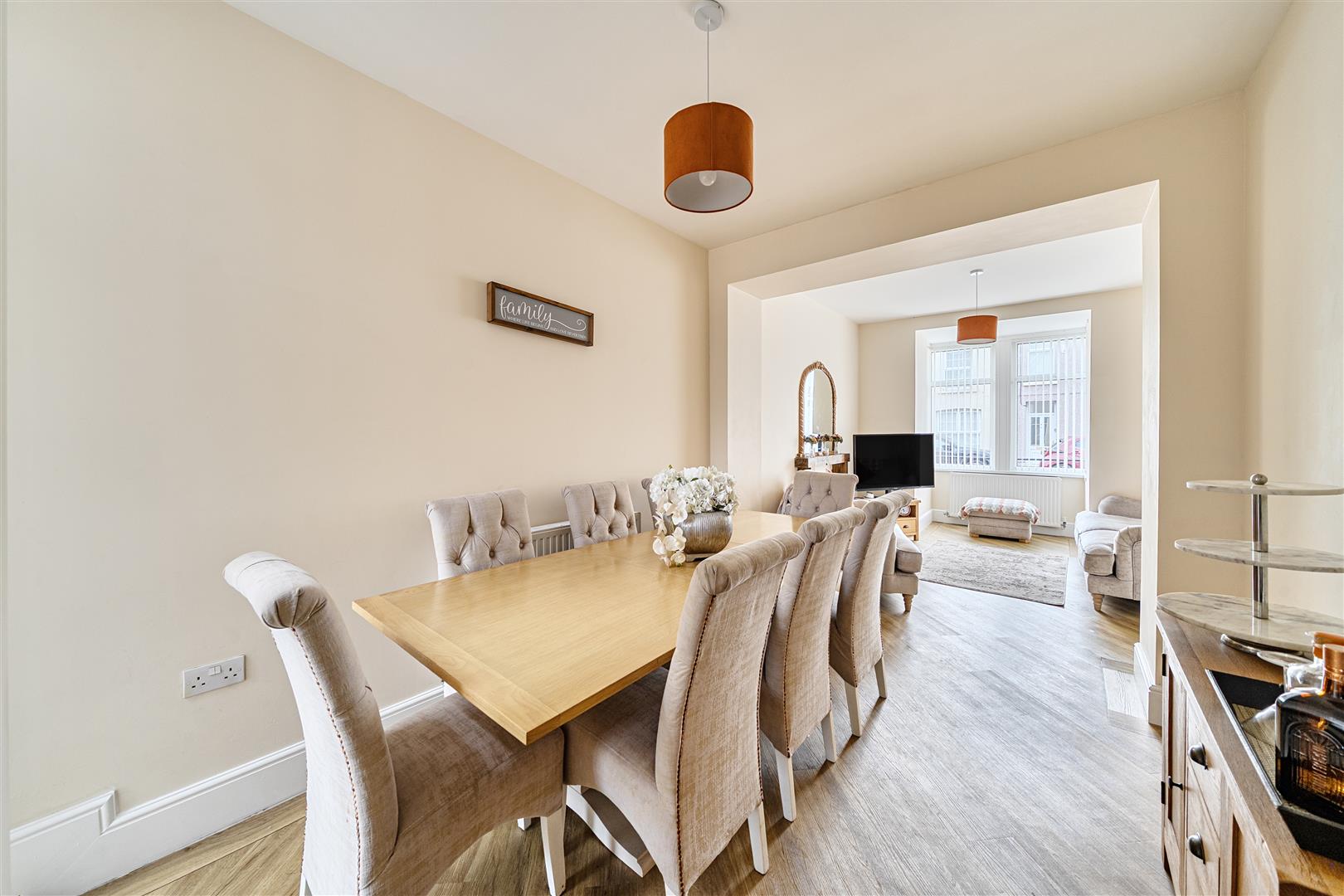 Brighton Road, Gorseinon, Swansea, SA4 4BW